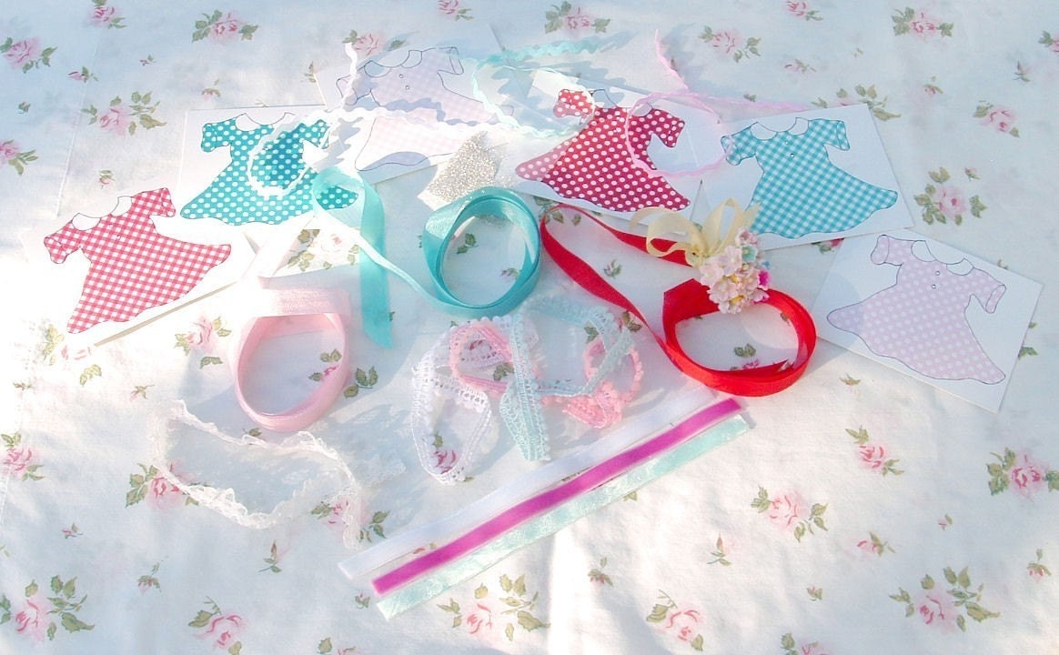 Vintage Style Paper Doll Garland SWEET As PIE Inspiration / Craft Kit ... Pink ... Aqua ... Red ... Polka Dots and Gingham ECS