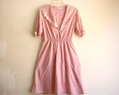 Vintage 1950s Mauve Scallop Collar Dress