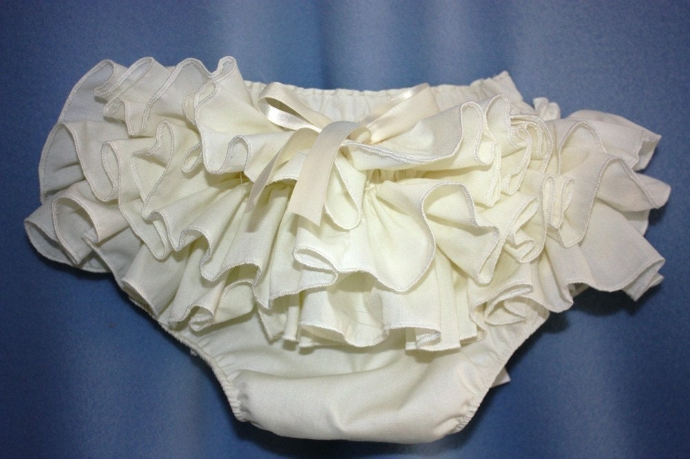 Sassy Fancy Ruffle Panty, Sweet Ruffle Pants, Ruffle Bloomers, Fancy Pants, Handmade Sassy Britches Ivory Photo Prop