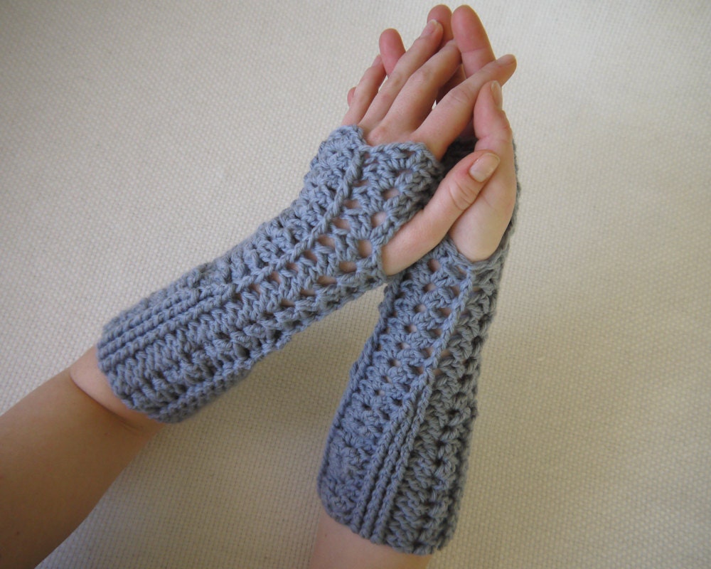 Shelly Fingerless Gloves Crochet Pattern
