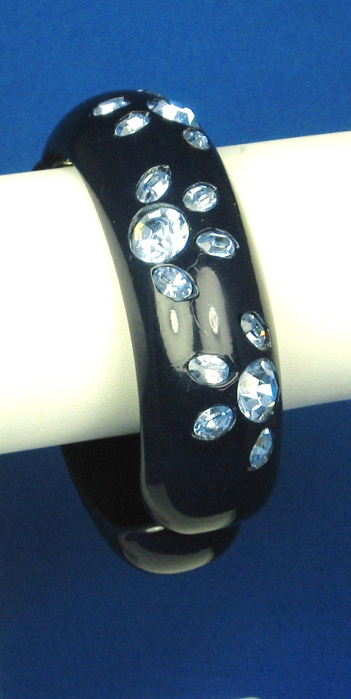 Vintage Plastic Navy Ice Blue Inset Rhinestone Bracelet