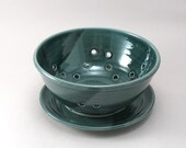 Berry Bowl Colander