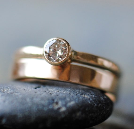 Champagne Diamond Wedding Ring Set in Eco Friendly Recycled
14k Gold by DalkullanJewelry Champagne Diamond Wedding Ring Set in Eco Friendly Recycled
14k Gold by DalkullanJewelry