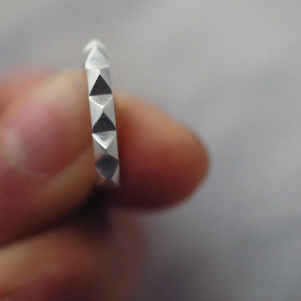 Solid silver Minicyn studded ring