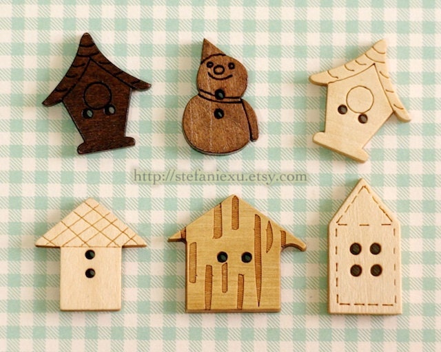 Wooden Buttons, Natural/Painted Color - Home Sweet Home and Cute Snowman (6 in a set)