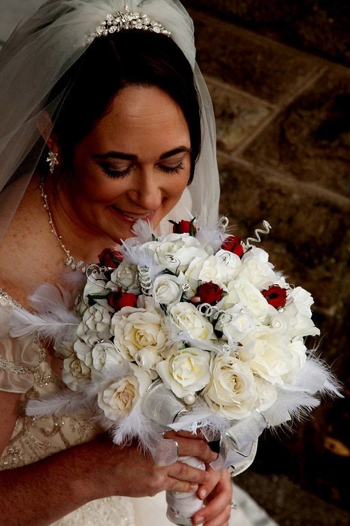 Winter Bridal Bouquet red white silk Wedding Flowers Christmas Bride faux Roses Wedding Accessory designer bouquet with feather accents