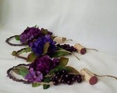 Wedding Centerpieces Wine Bottle Toppers Set of 4 Reception Bridal Showers purple grape corks Party decorations Event accessories