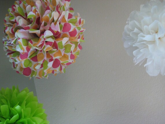 Preppy reMIX - 5 Tissue Paper Pom Pom DIY Decor Kit - 1st Birthday Party Cake Table Il_570xn