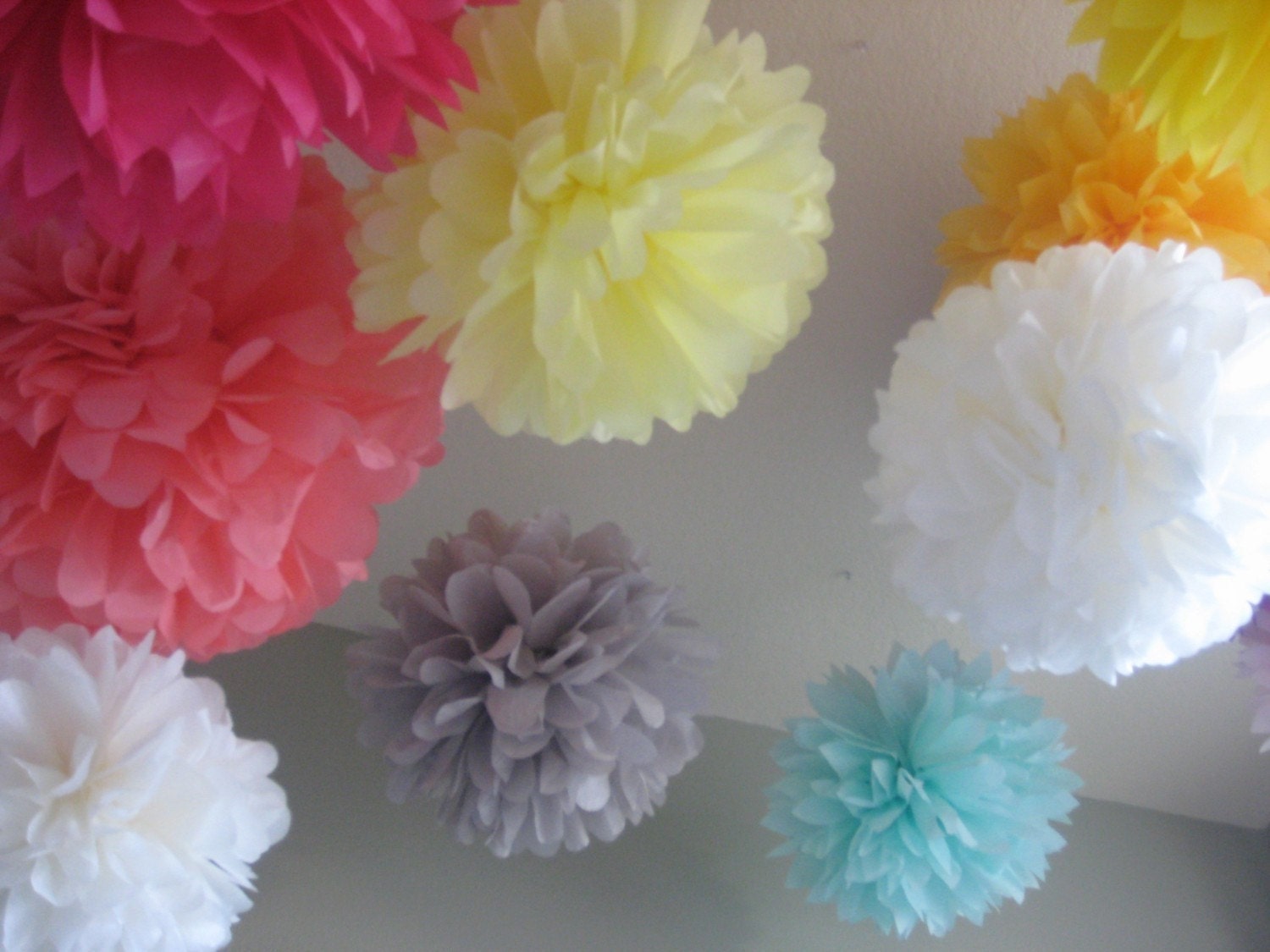 40 Tissue Paper Pom Poms Decoration Holiday Party DIY Kit - Deluxe Wedding Decoration Il_570xn