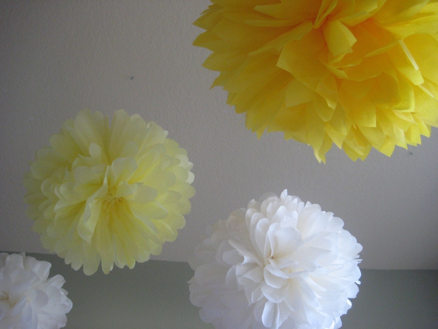 Dandelion - 10 Tissue Paper Pom Poms - Decoration Bright Yellow and White DIY Decor kit - You are my Sunshine Party Theme Il_570xn