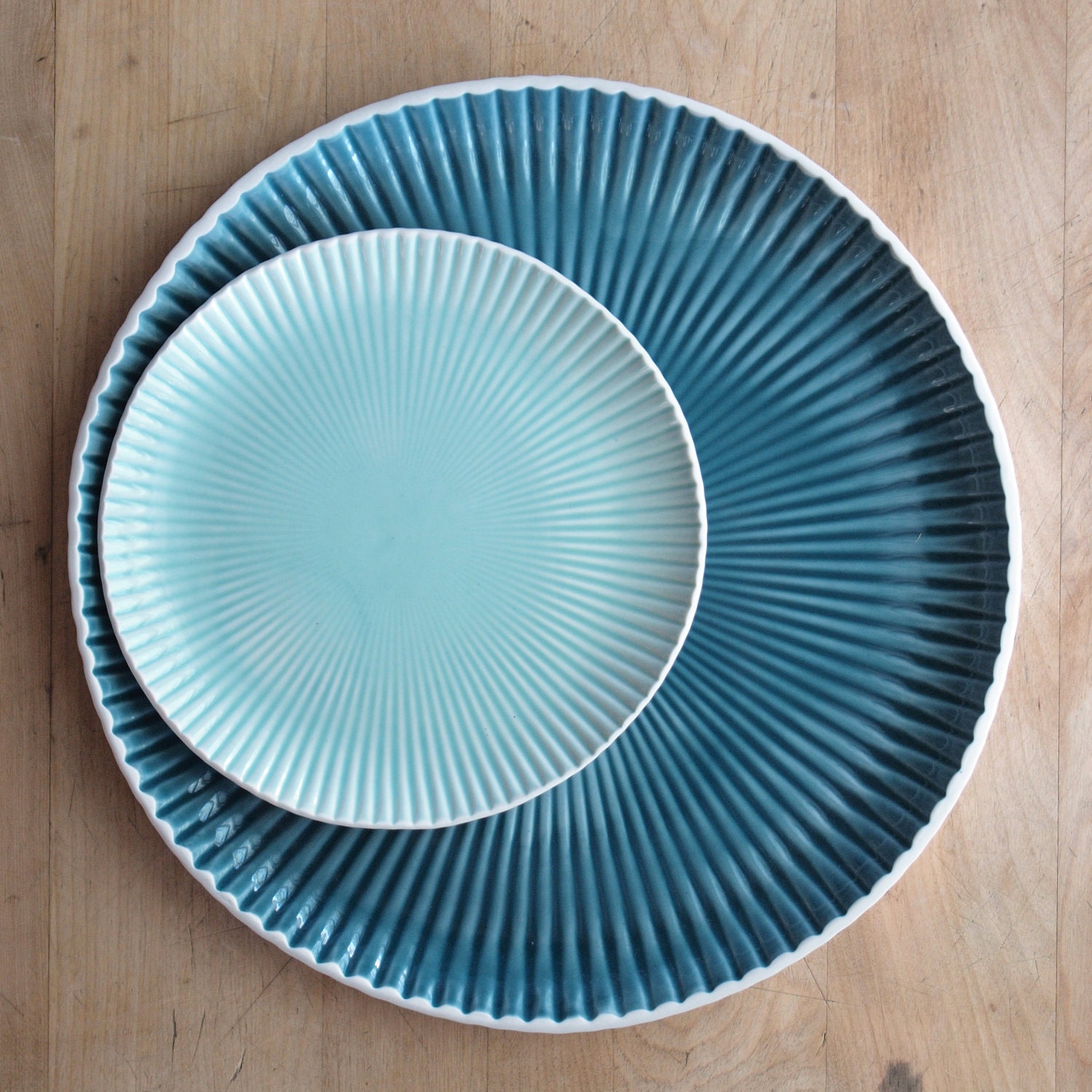 Teal platter