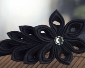 Black Kanzashi Flower: Headbands with Flowers, Silk - Noir Rose