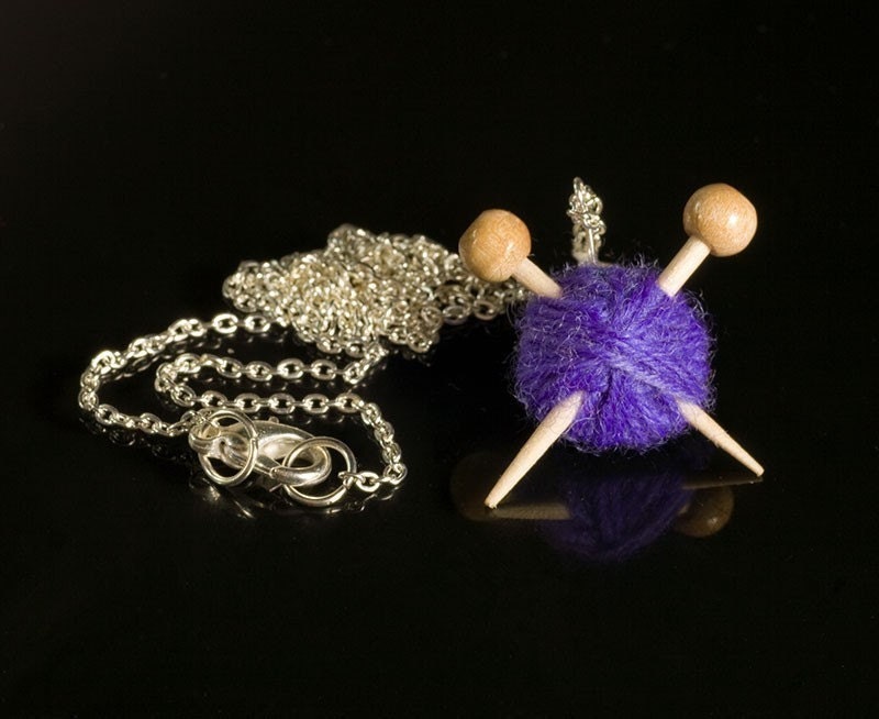 Purple Knitting Necklace - Yarn and needles