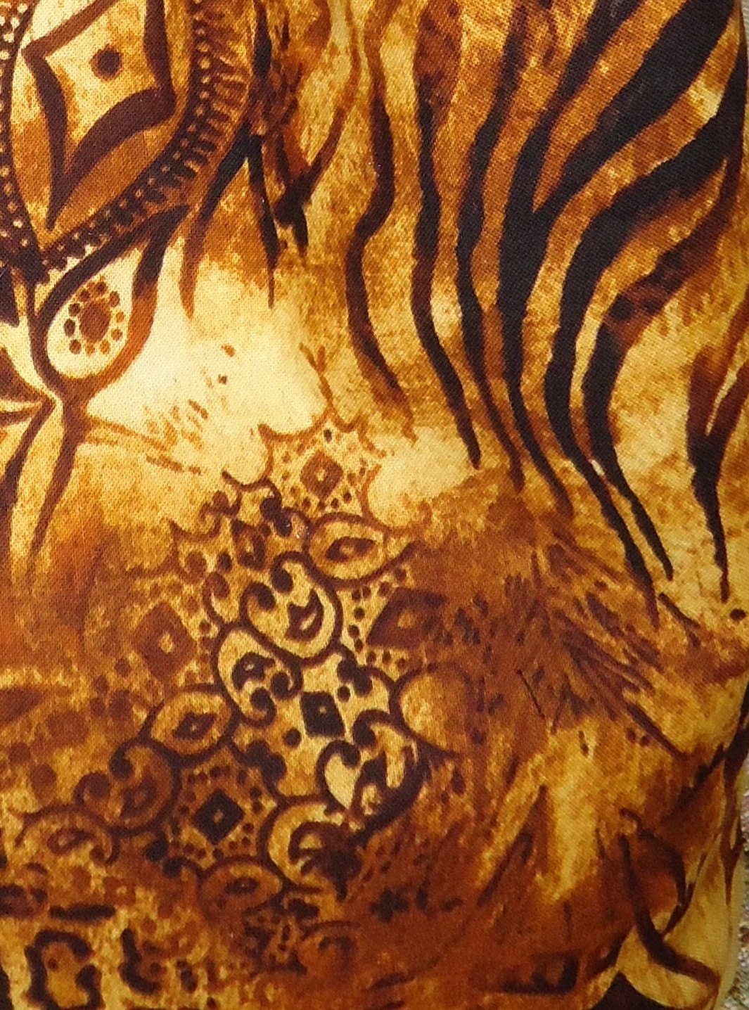 100 percent Kona Cotton - Native Arts 2, Ethnic Inspired Fabric - Sienna, Robert Kaufman Fabric - One Yard