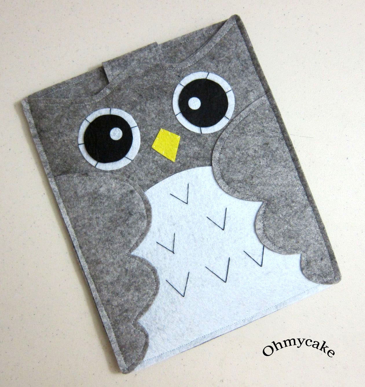 iPad case - iPad and purse - iPad bag - iPad covers - iPad Sleeve - Handmade felt iPad Sleeve - " Grey Owl " Design