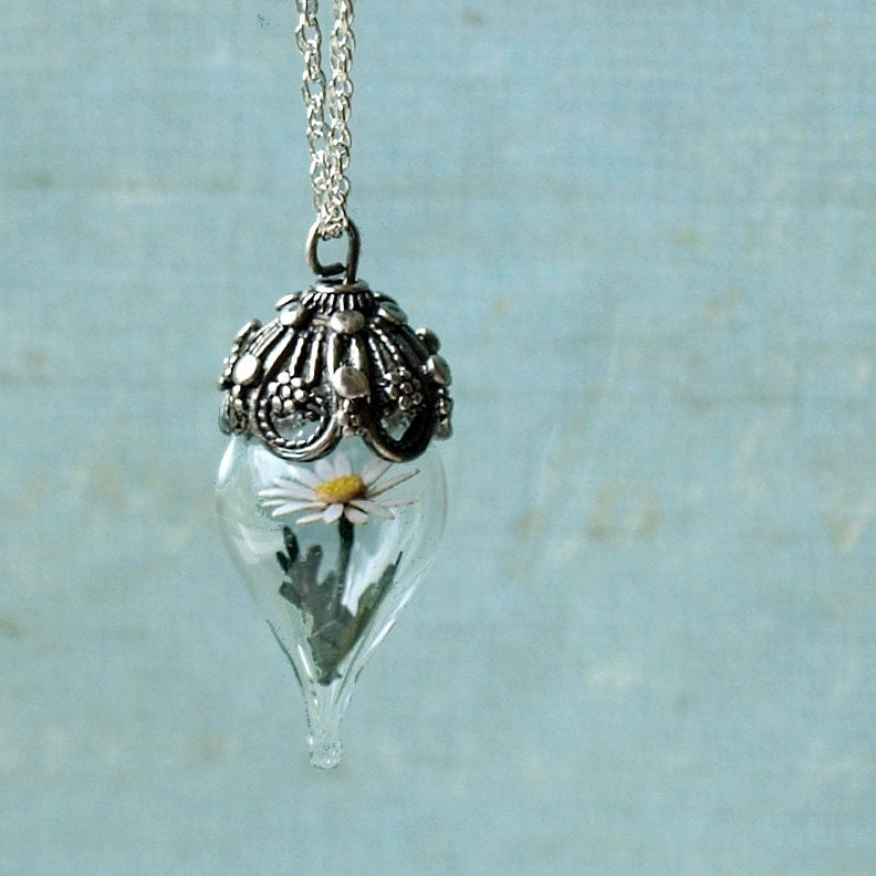 White Daisy Flower Tiny Glass Terrarium Necklace by Woodland Belle