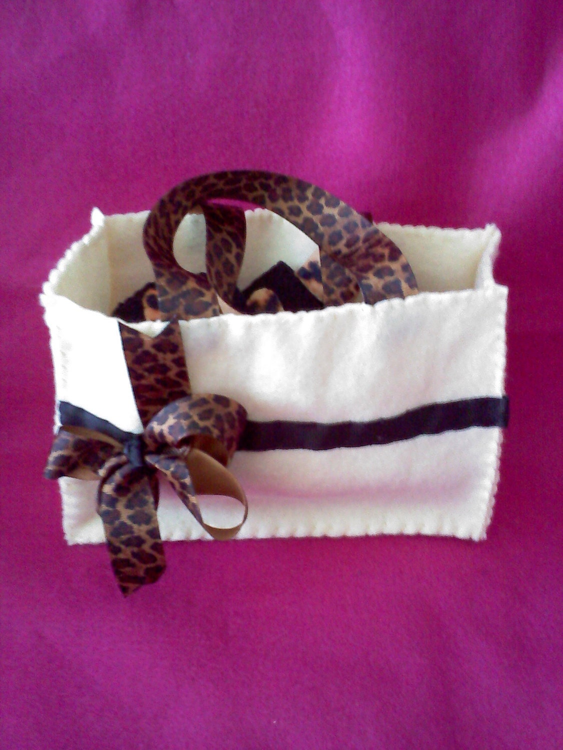 Black, Ivory, and Leopard Print Felt Make-up Set with Eye Shadow