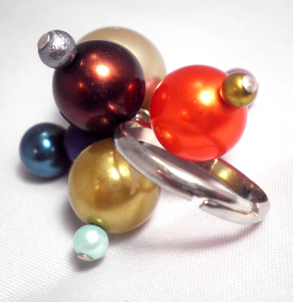 Cocktail Ring - Retro Christmas Ornament Glass Pearl Cluster - Adjustable