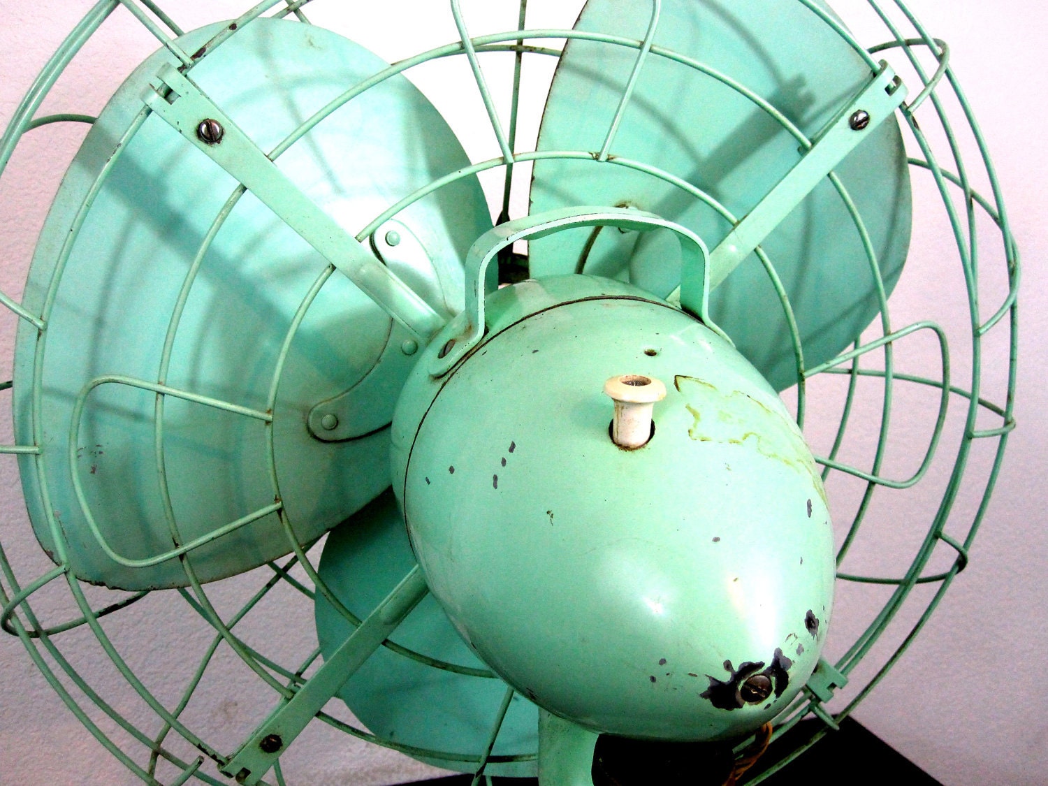 Vintage Teal Electric Table Fan by Mitsubishi / Mid Century Home Decor