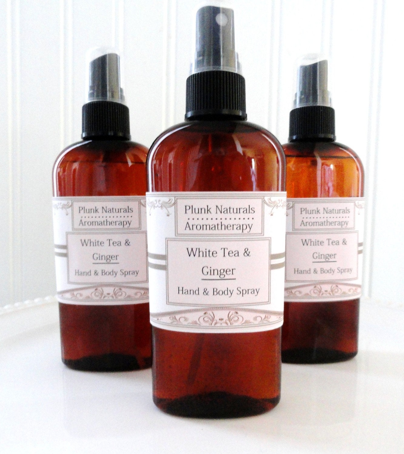 White Tea and Ginger Room and Body Spray 4 oz