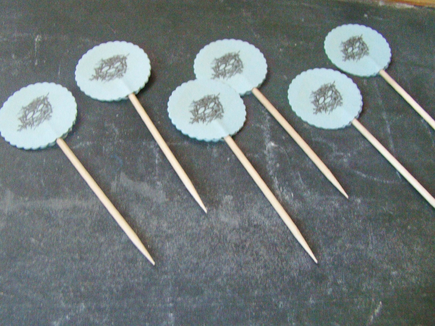 Nest Cupcake Sticks