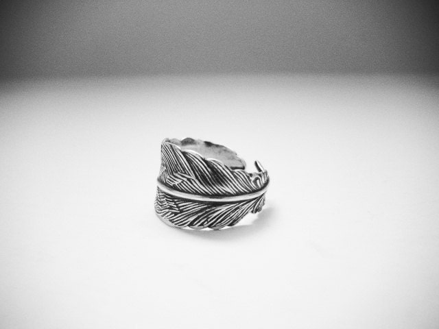 Silver Feather Ring