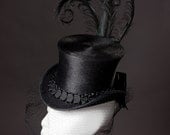 Tuxedo-Chic 'Una' Mini Top Hat