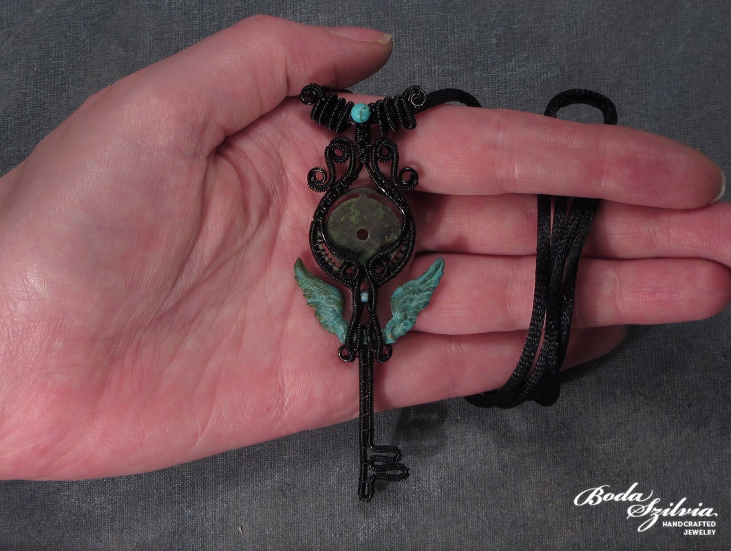 Click to View Item Listing