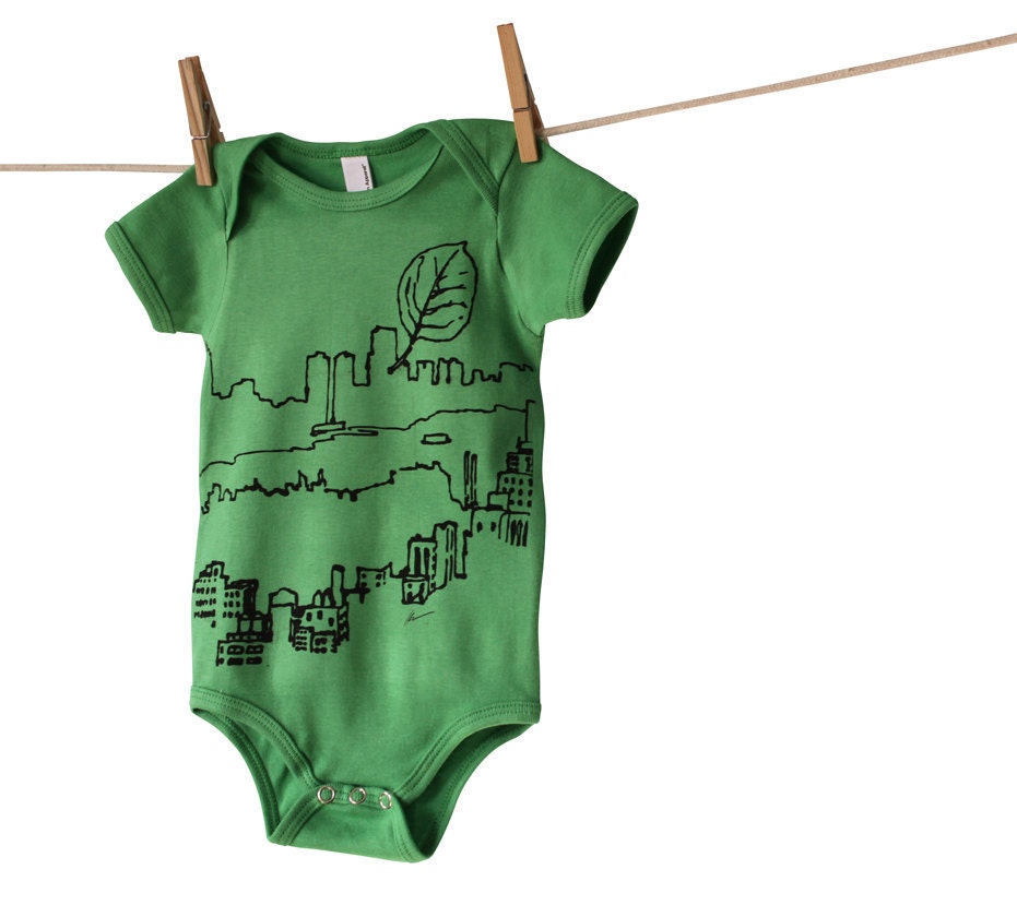 Central Park Leaf Boy Girl Baby Onesie, Hand-Printed Eco Friendly Lithograph, Grass Green, 12-18 months