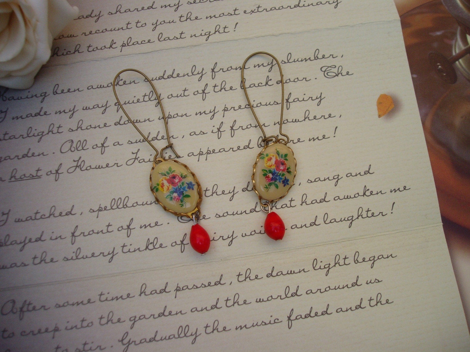 Sweet Emma....Vintage Cameo  Earrings