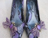 EMBELLISHED BLACK, BLUE, LIGHT GRAY AND PURPLE SNAKESKIN PUMPS WITH METALLIC SILK BOW MADE FROM A VINTAGE BRACELET, SIZE 6.5