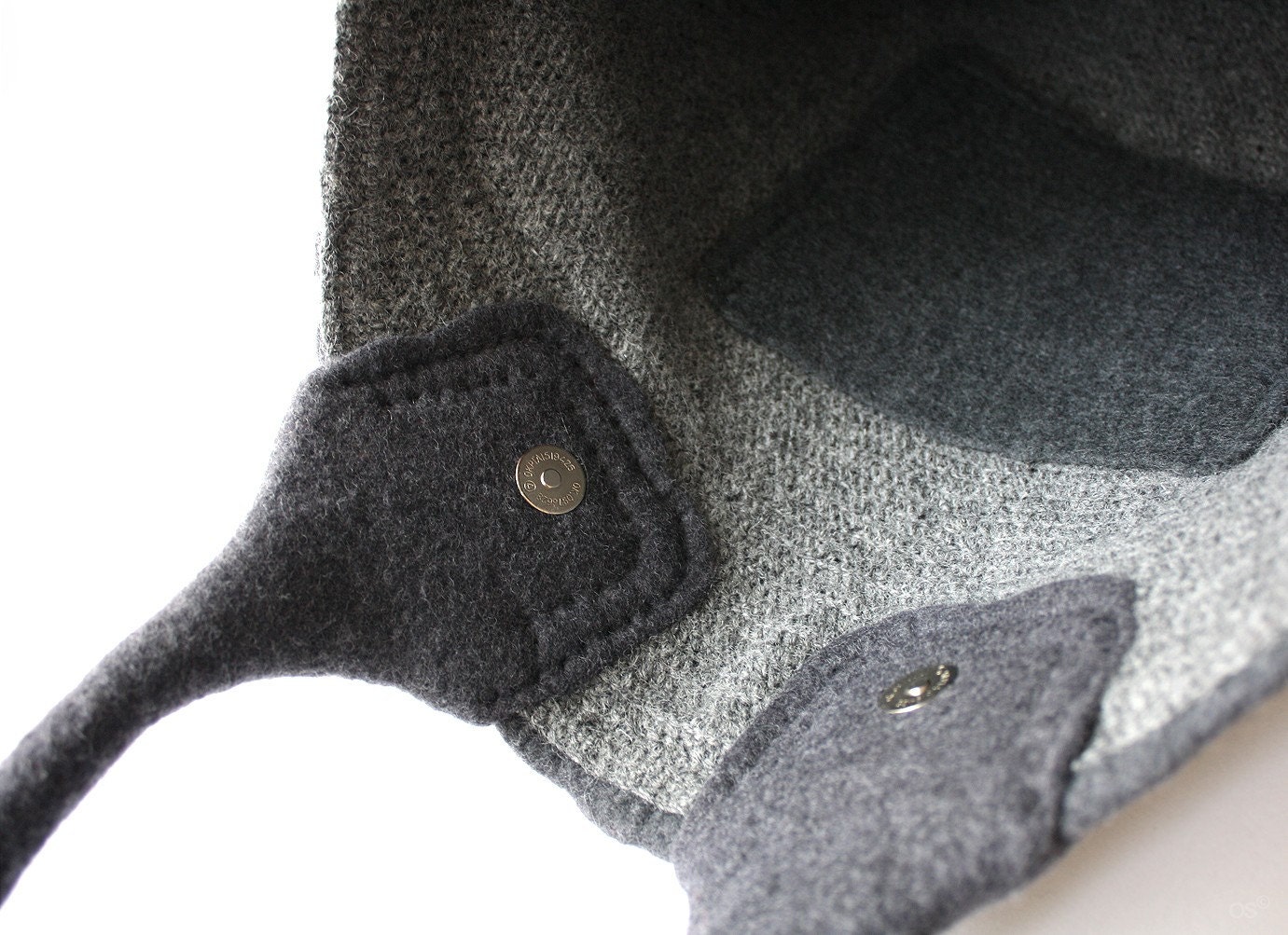 SALE 30%  S-UNIVERSAL / Unisex grey felted messenger handbag OOAK