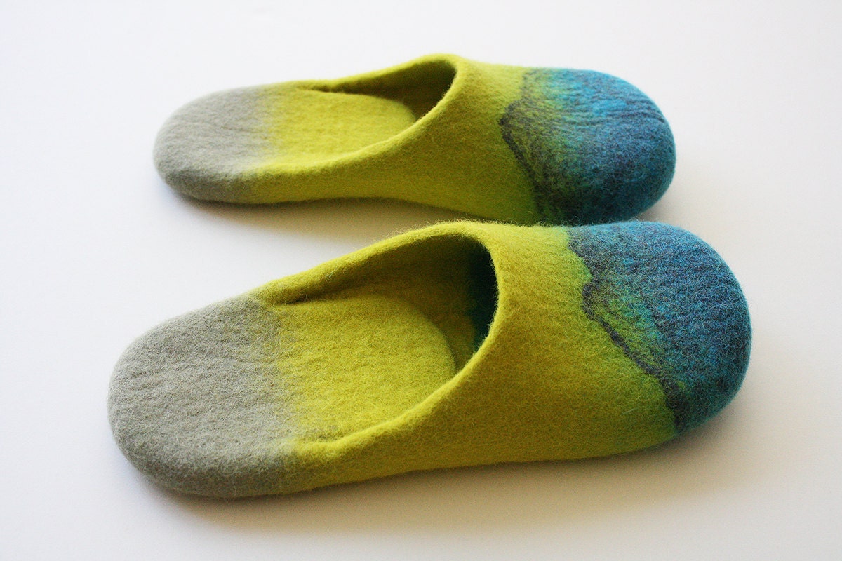 Acapulco" Felted wool slippers with neon yellow and turguoise blue. Unisex adults. Handmade to order