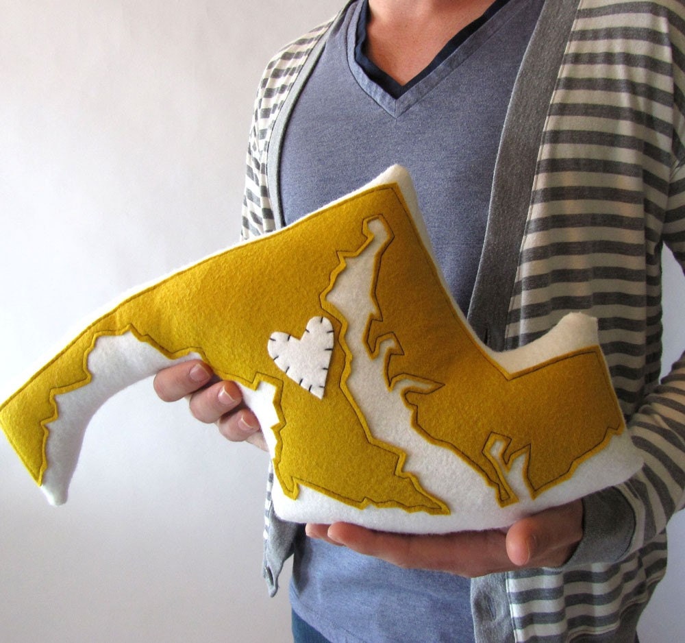 Customizable Wool Felt Maryland