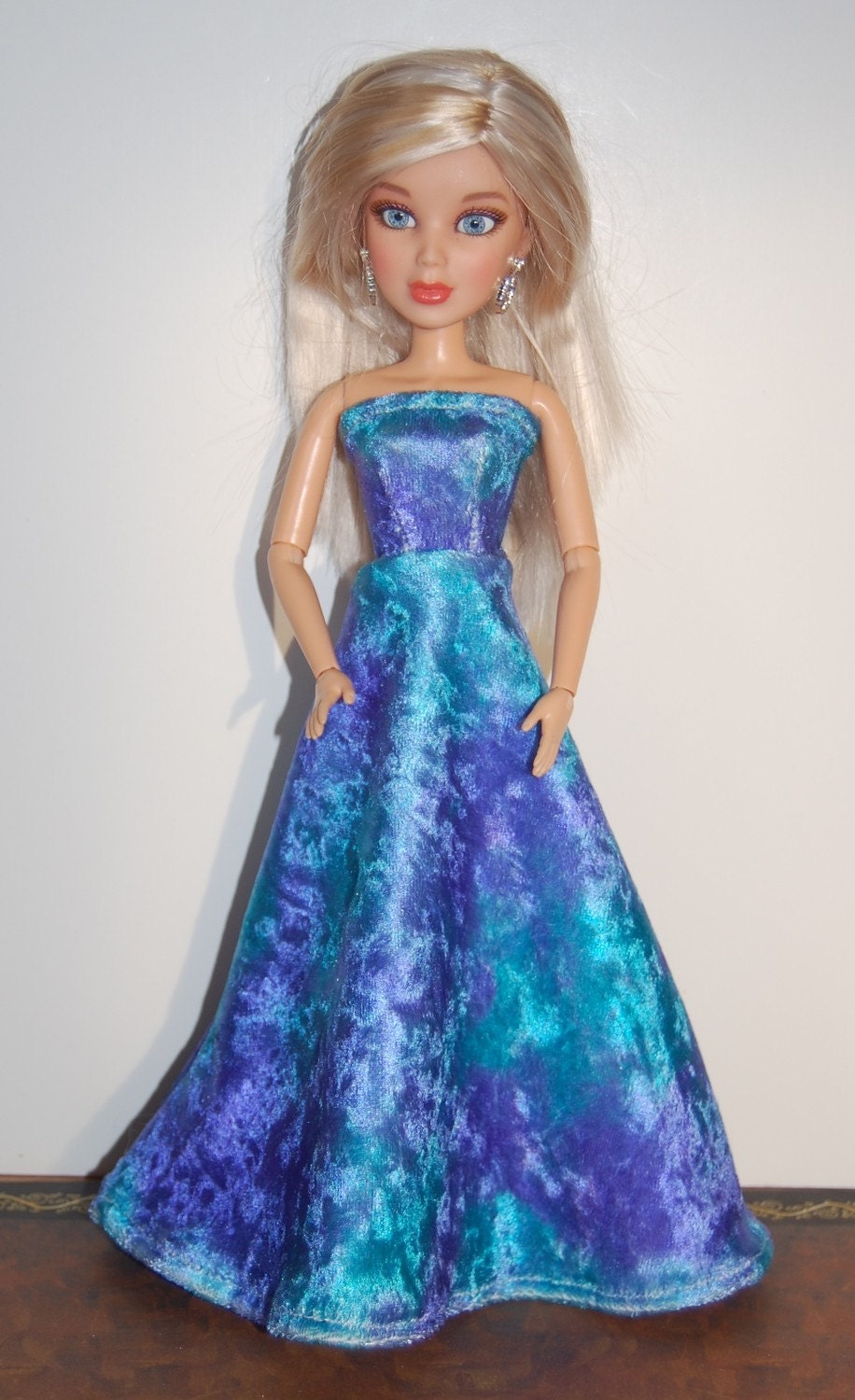 barbie blue dress