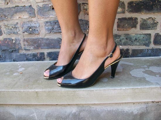 Vintage Womens Bruno Magli Made In Italy Black Patent Leather Slingback Peep Toe Heels With Metal Accents / NEW YEARS SHOES (sz 7.5)