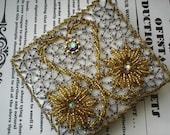 Vintage Queen of Hearts Heavily Beaded Bi Fold Wallet