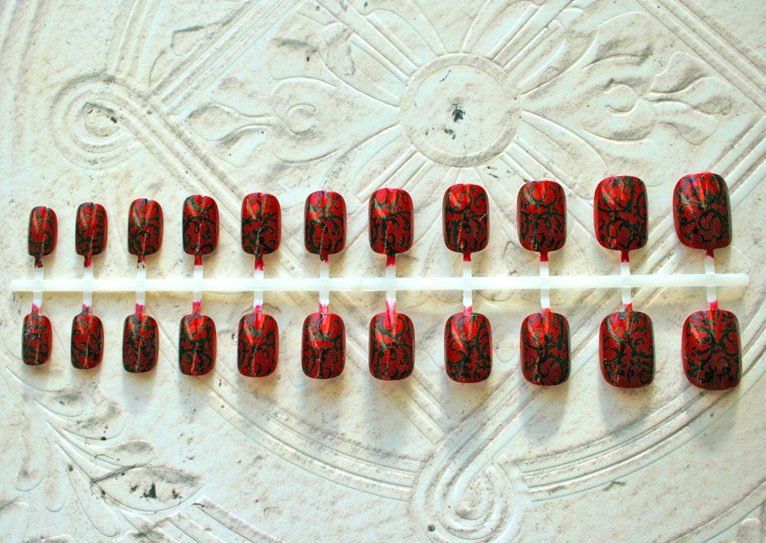 Japanese Nail Art- Red Gothic Baroque Press On Fake Nails