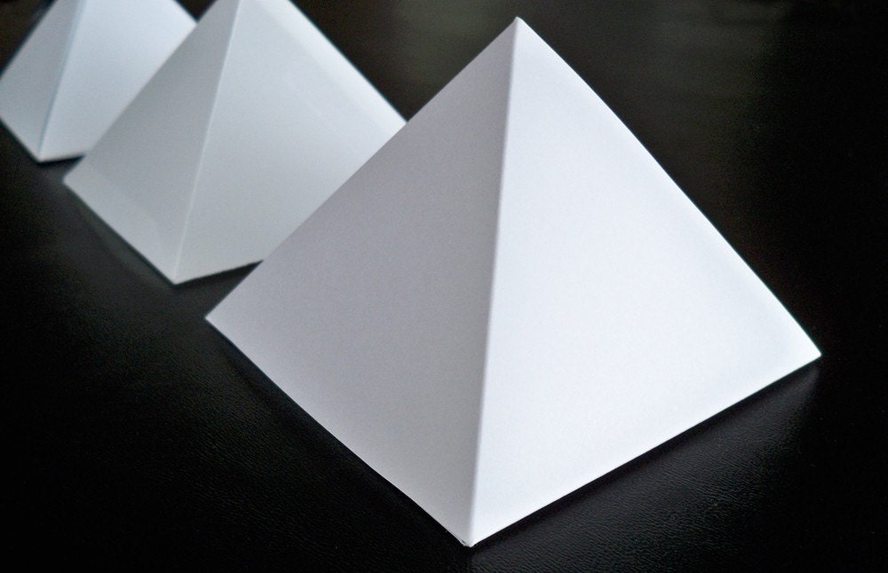 Pyramid Box