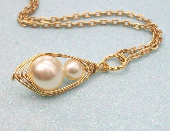 Mother And Child  Pendant Swarovski  Pearls