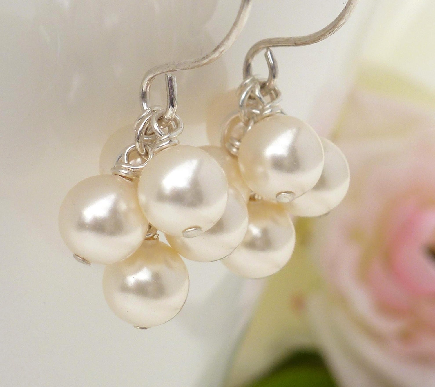Ivory pearl earrings, Wedding bridal jewelry, Ivory pearl cluster earrings, Sterling silver, Ivory pearl jewelry