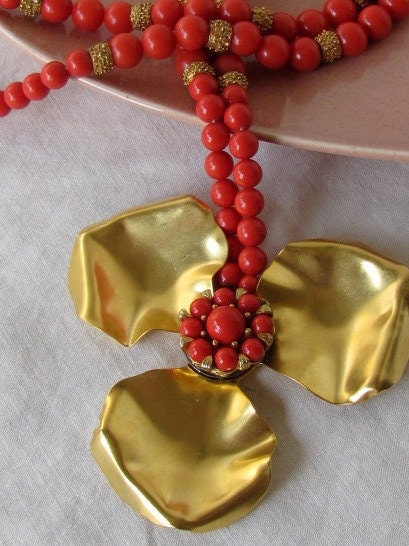 Necklace of Vintage Coral Beads with Big Flower - NellsBelles