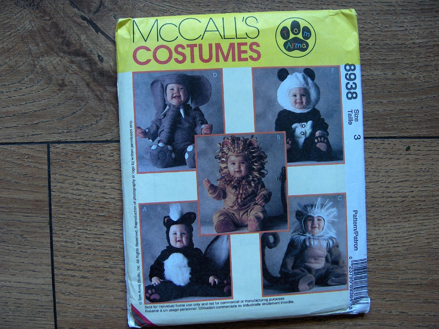 Wizard of Oz Lion and Scarecrow, McCalls Crafts 2203 [60660] - $6