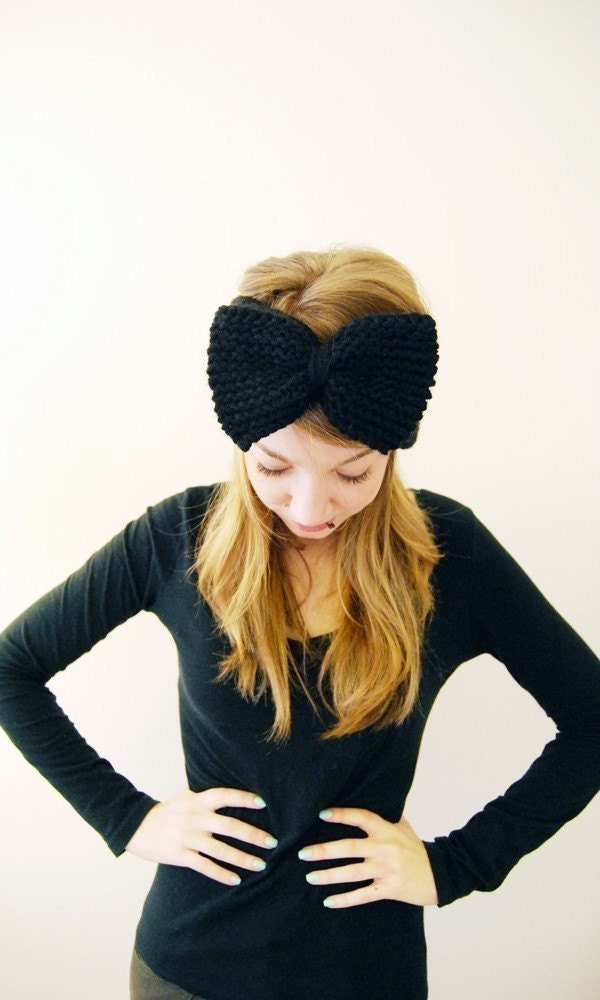 Big ol' Bow Earwarmers in Black