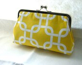Yellow Clutch Purse - Gotcha Summerland - Lined in Dupioni Silk - Daisy