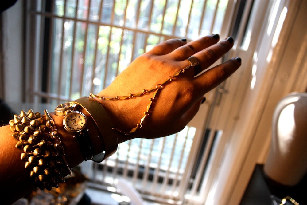 Sprawl Hand Piece Cuff Bracelet Hand Armor