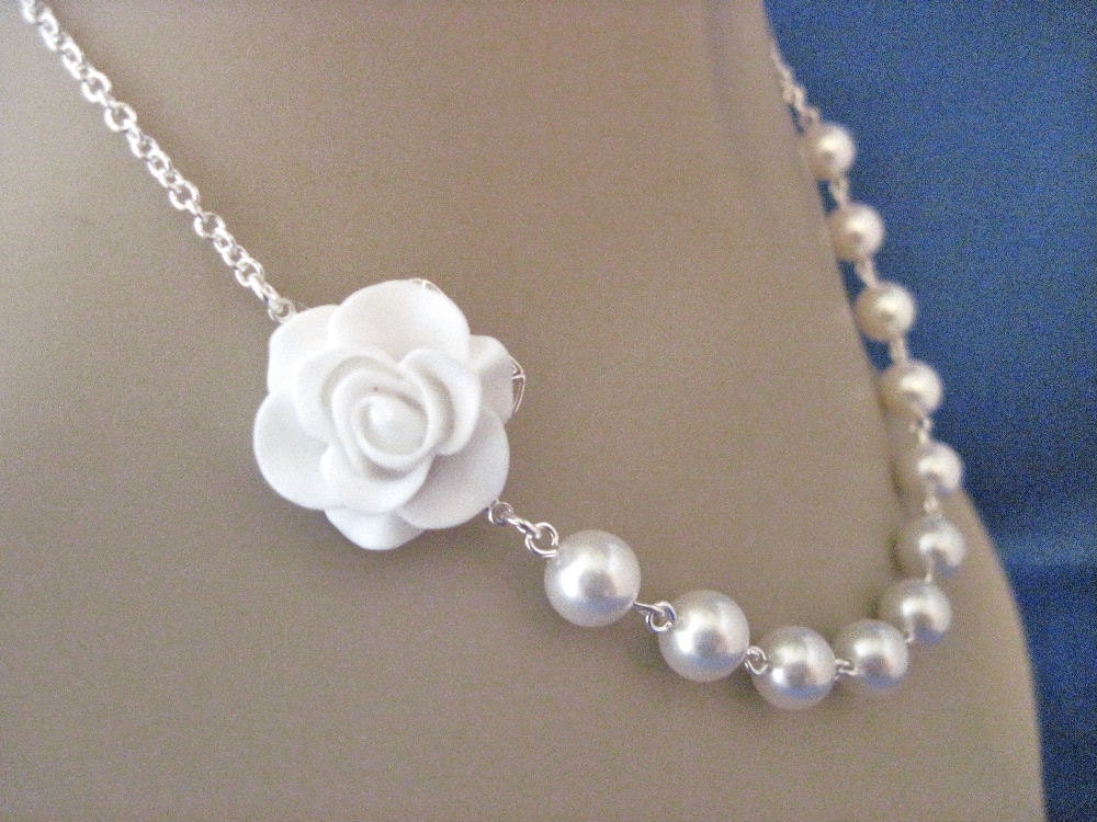 Bridesmaid Jewelry White Beauty Rose and Pearl Wedding Necklace