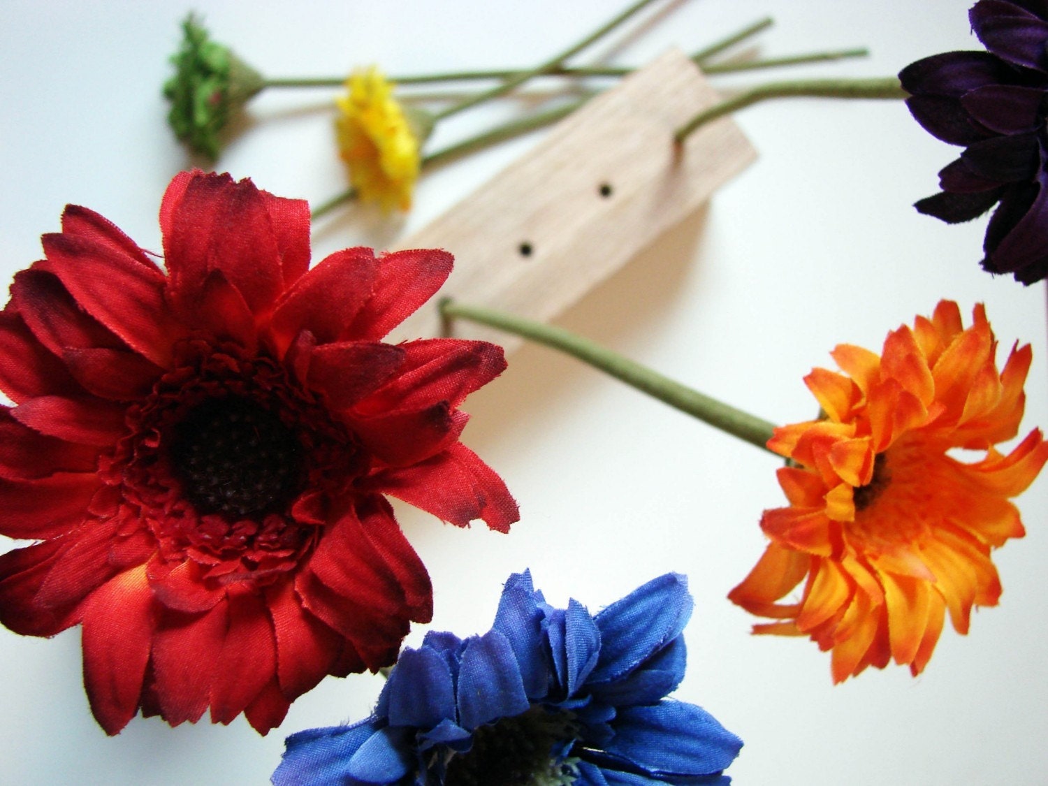 My Little Nurture Box - a love of nature learning and dexterity toy - Montessori and Waldorf Inspired Lacing Toy