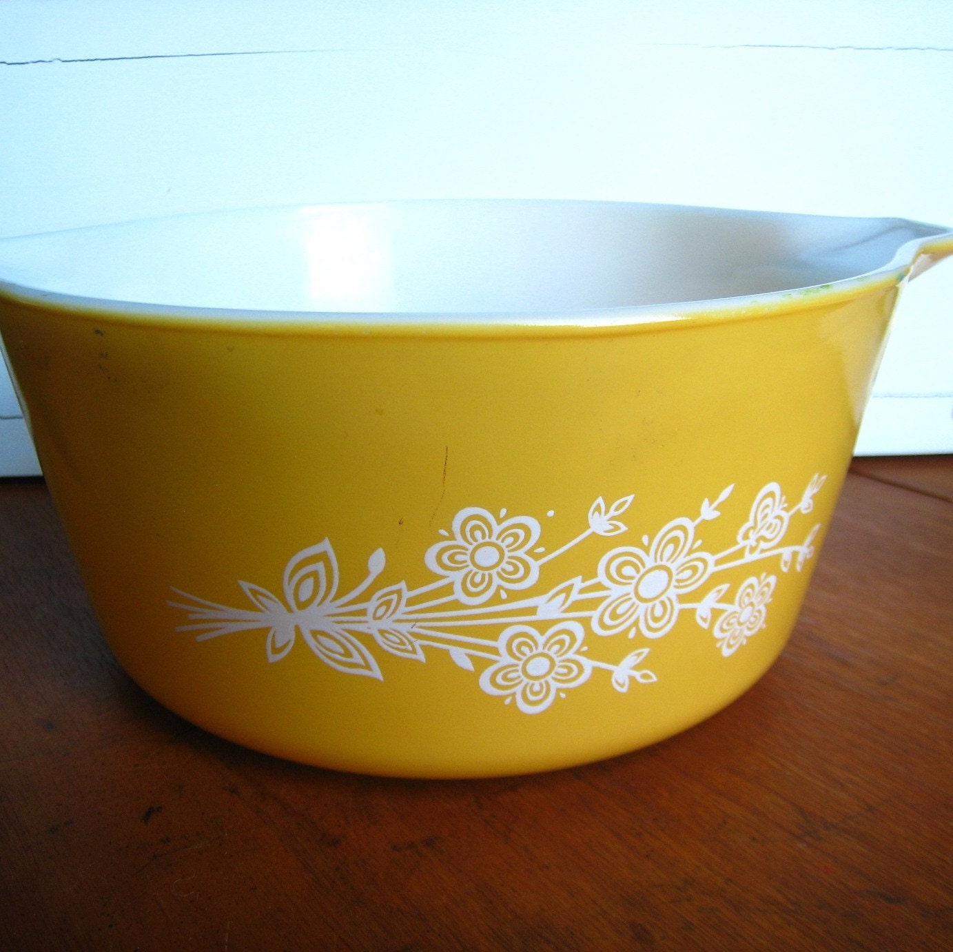 Wonderful butterfly gold pyrex casserole dish