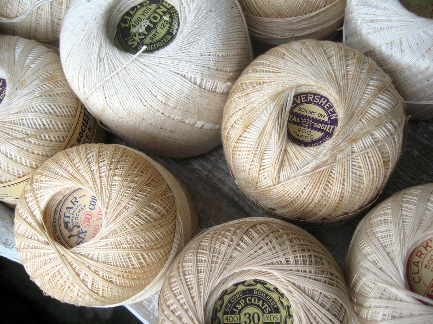 Vintage crochet thread set of 17 with great graphics...